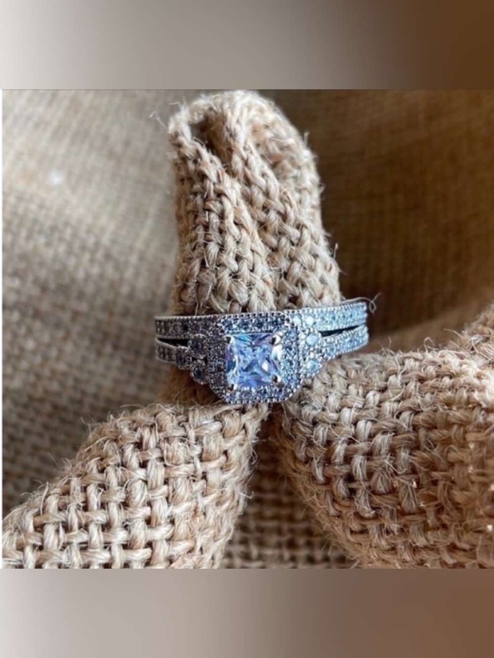 PRINCESS Elegant engagement ring simulated  diamond white gold Plated Size 6